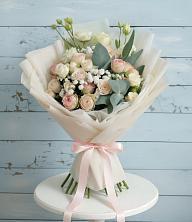 Букет цветов из:  Розы и Лизиантусы в Челно-Вершины