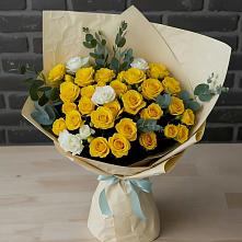 Букет цветов из:  Розы #REPLACE_PRED# Челно-Вершины