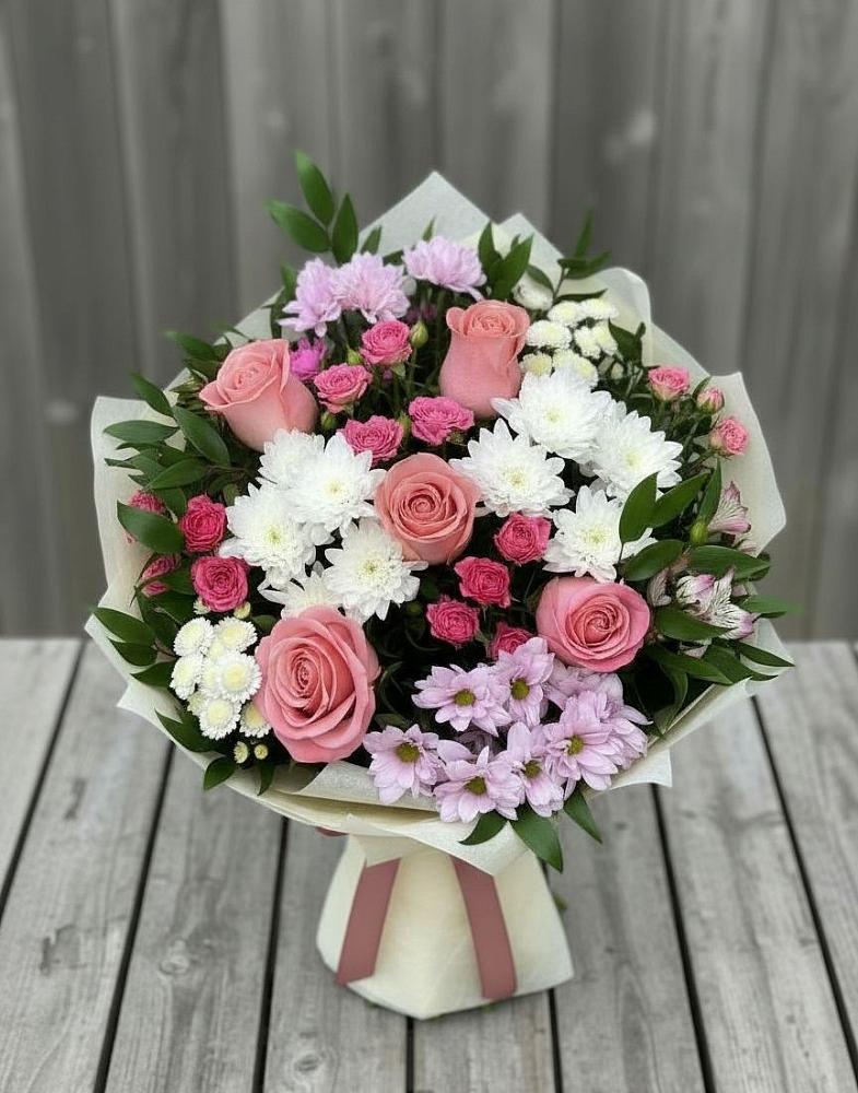 Букет цветов из: Альстромерии, Гвоздики, Розы и Хризантемы в Челно-Вершины