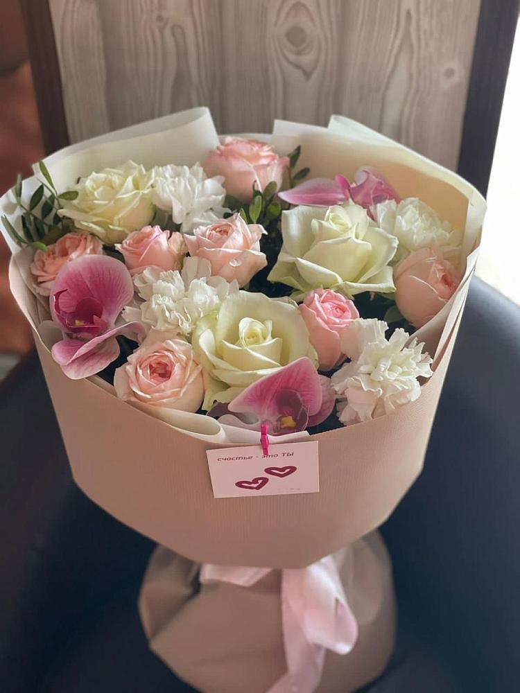 Букет цветов из: Орхидеи, Розы и Гвоздики в Челно-Вершины