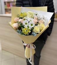 Букет цветов из:  Альстромерии, Розы и Хризантемы в Челно-Вершины