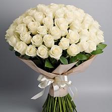 Букет 101 беля роза Белоснежка в Челно-Вершины