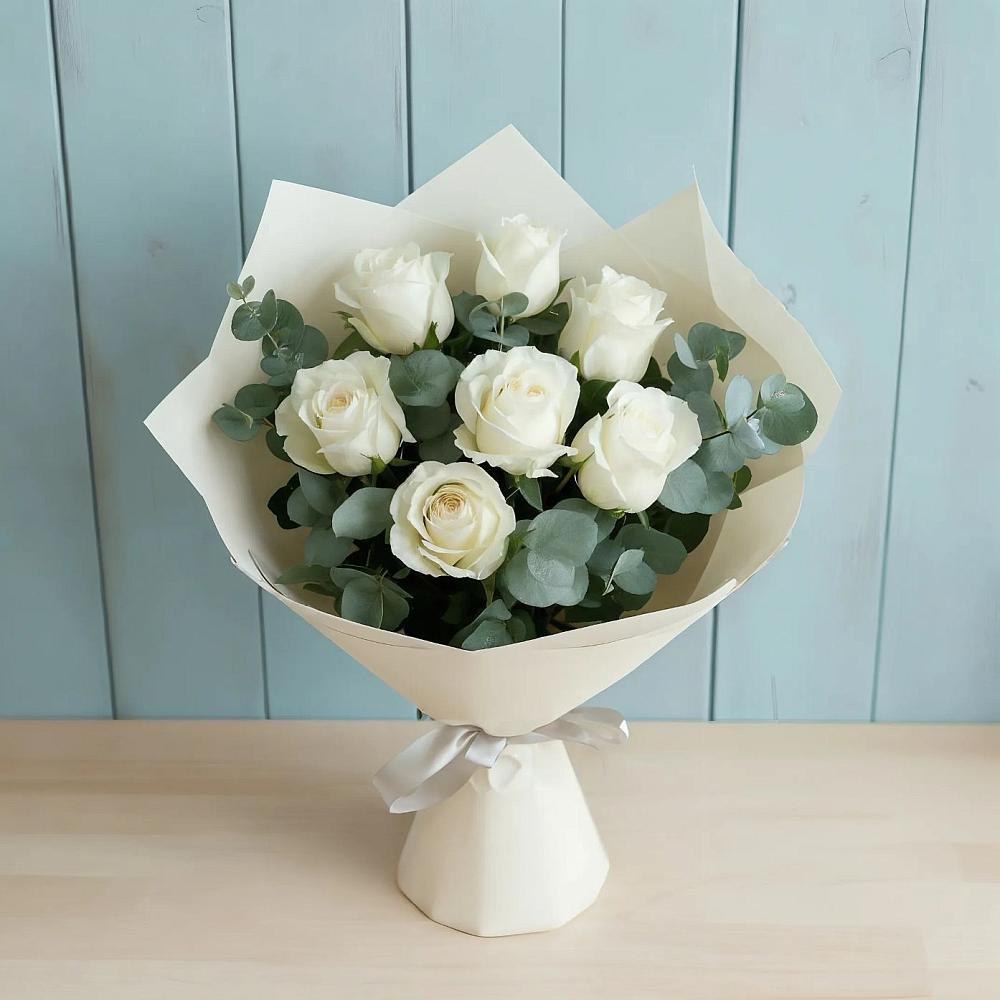 Букет Белые розы в Эвкалипте в Челно-Вершины