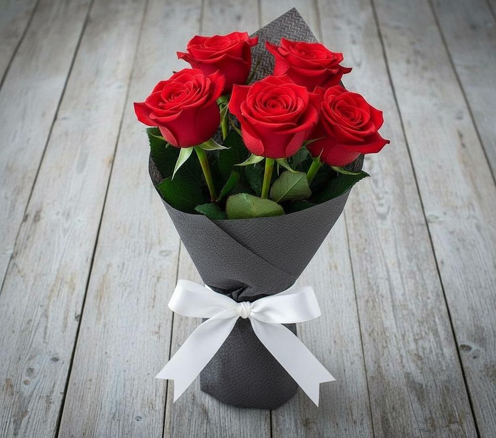 Букет 5 Красных роз Эдлесс Лав в Челно-Вершины