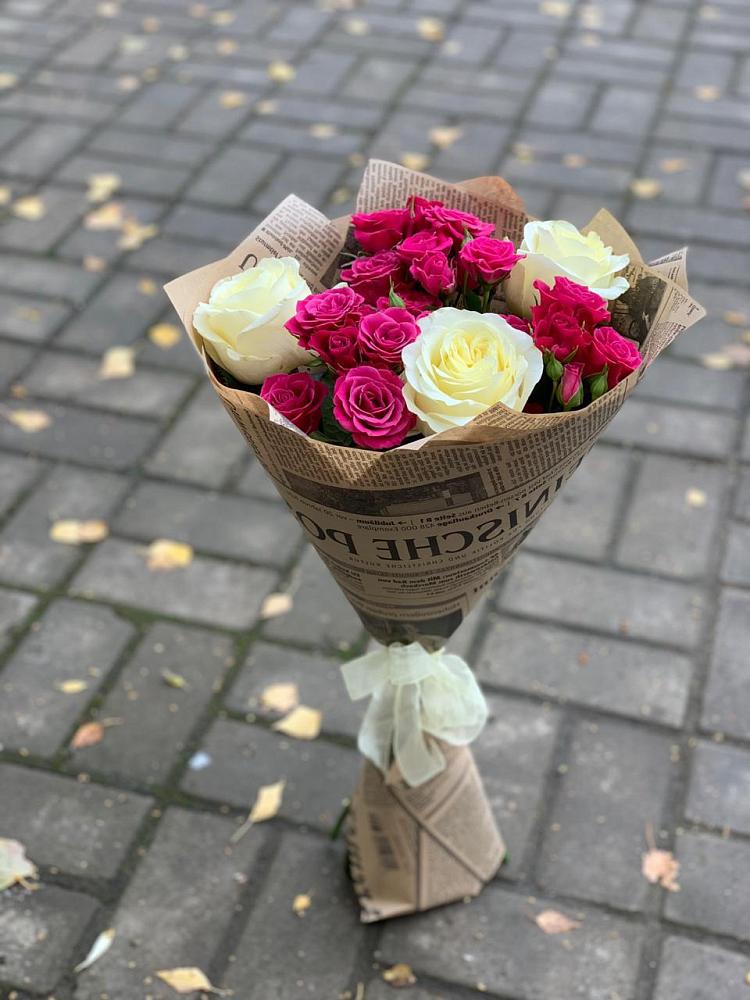 Букет цветов из: Розы в Челно-Вершины