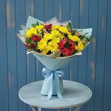 Букет цветов из:  Альстромерии и Хризантемы в Челно-Вершины