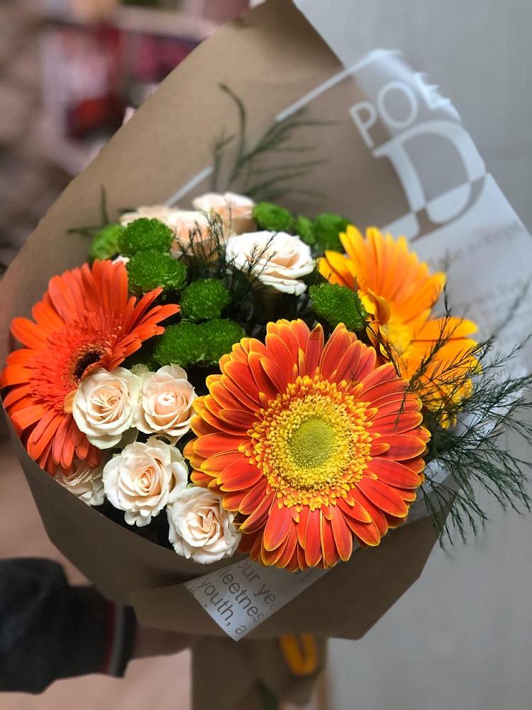 Букет цветов из: Герберы, Хризантемы и Розы в Челно-Вершины