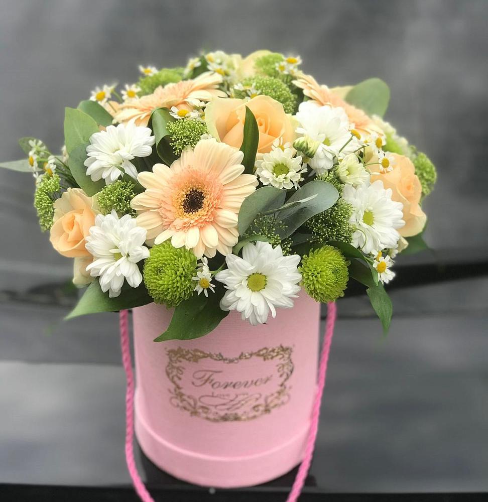 Цветочная композиция из Розы, Герберы и Хризантемы в шляпной коробке в Челно-Вершины